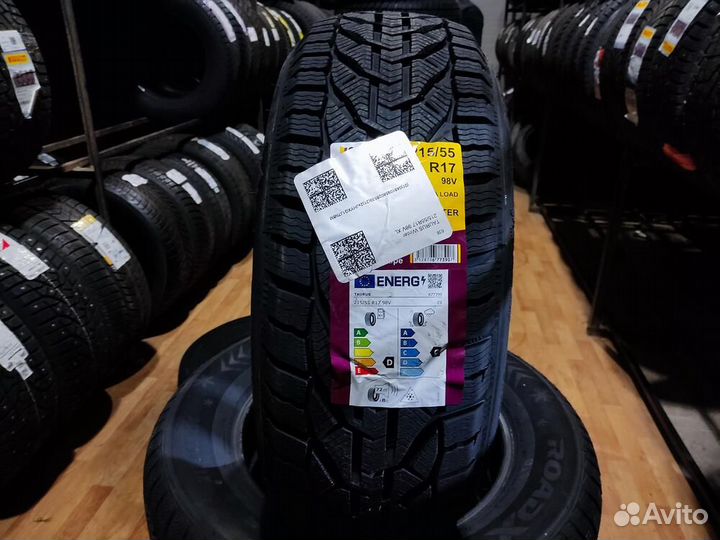 Taurus Winter 215/55 R17 98V