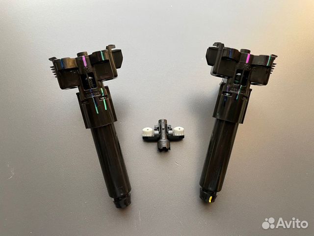 Форсунка омывателя фар паджеро 2. Форсунка омывателя фар паджеро 4 правая. Форсунки фар е46 артикул. Омыватели фар паджеро 3. Форсунка омывателя фар паджеро 2.