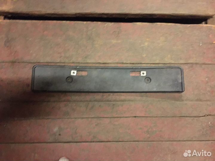 Рамка под госномер Toyota RAV4 20 2000-2005гг