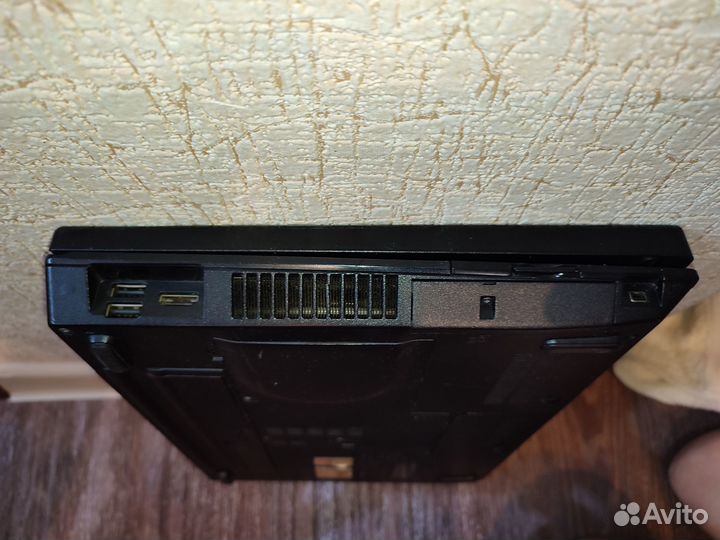 Lenovo thinkpad SL400