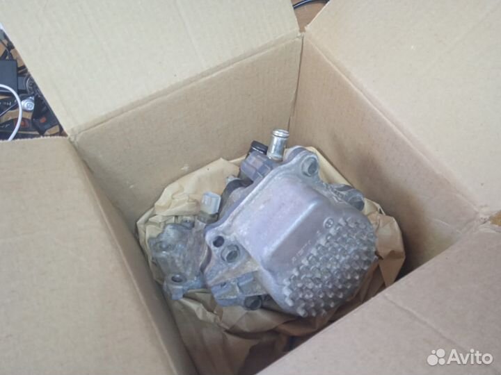 Помпа электрическая на Nissan Note e-power HE12