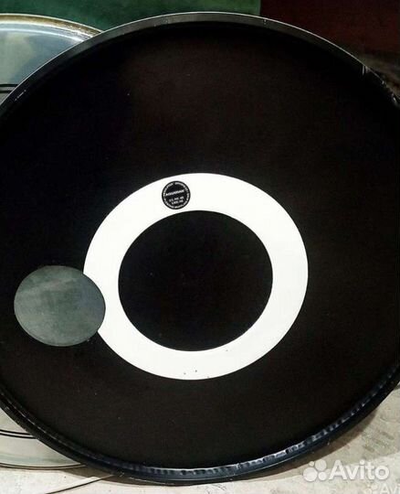 Пластик на бас-барабан