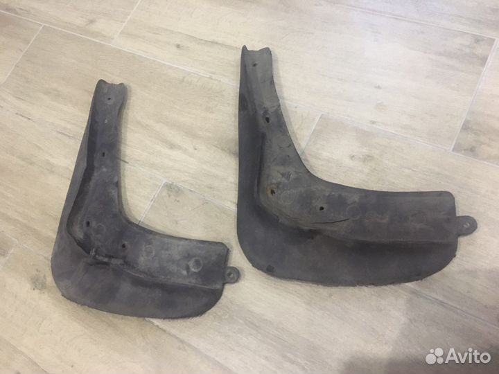 Брвзговик передний BMW E39 1995-2004