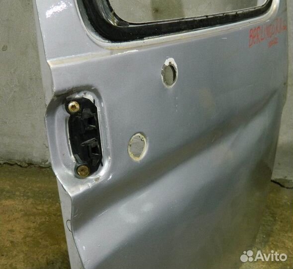 Дверь задняя правая распашная Berlingo 1