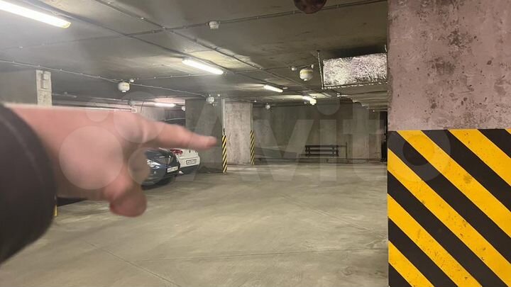 Машиноместо, 27 м²