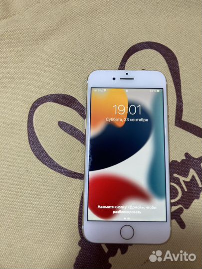 Телефон iPhone 7 32gb