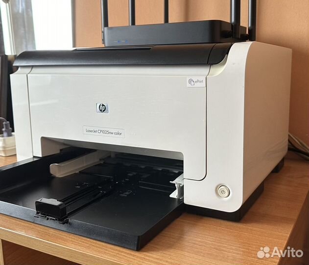 Принтер HP Laserjet cp1025 color