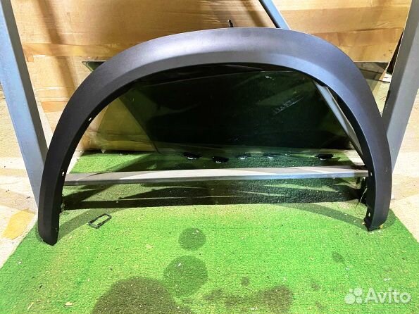 Крыло левое Lexus NX