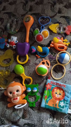 Игрушки погремушки