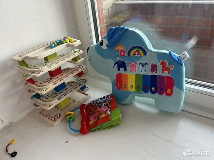 Развивающие игрушки пакетом