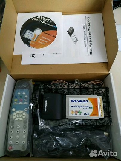 Тв-тюнер Avermedia AverTV Hybrid + FM Cardbus