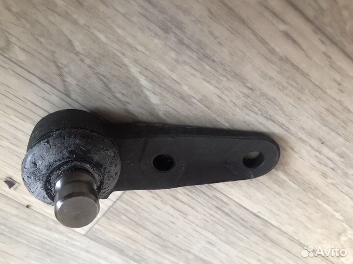 Шаровая опора audi 80 на 17