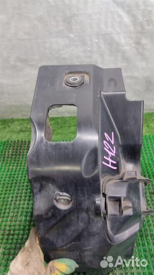 Пыльник кузова Lexus RX400H 2007