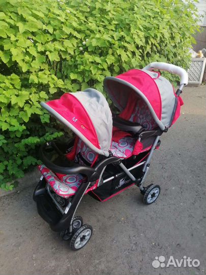 Коляска для двойни новая