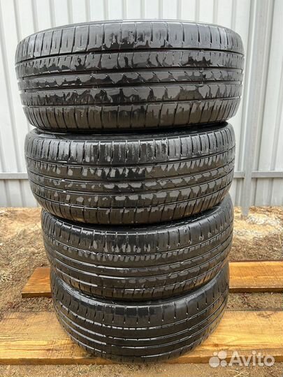 Goodyear EfficientGrip 215/45 R17 91W