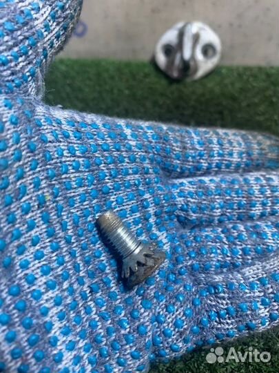 Ответная часть замка двери передняя правая