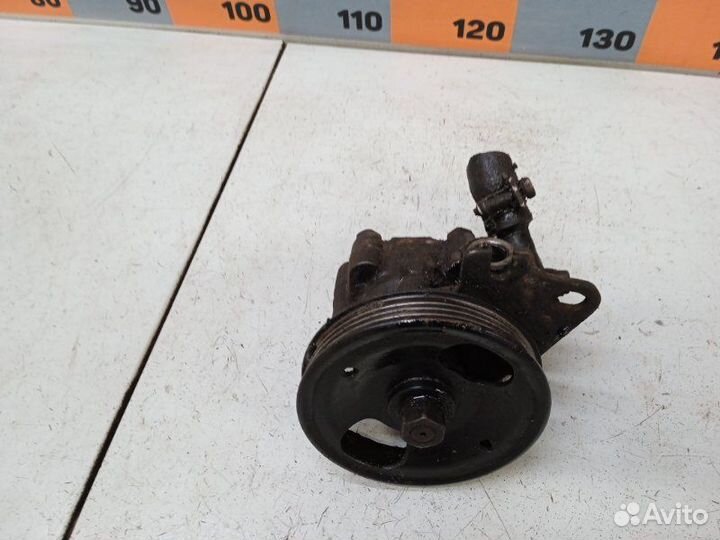 Насос гидроусилителя Nissan Primera P11 1.6 1998