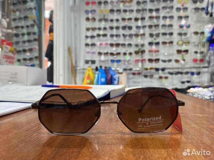 Солнечные очки мужские и женские