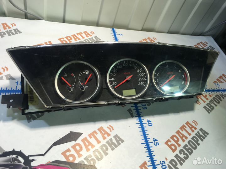 Ниссан Примьера Щиток приборов