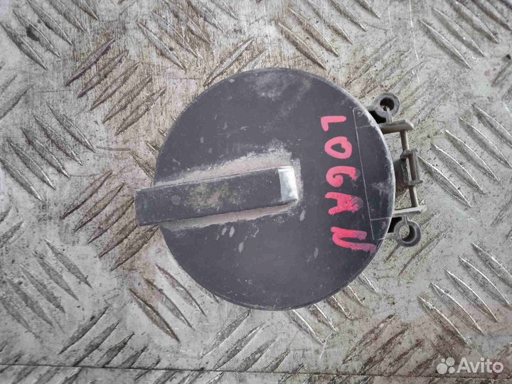 Лючок топливного бака Рено Логан 1