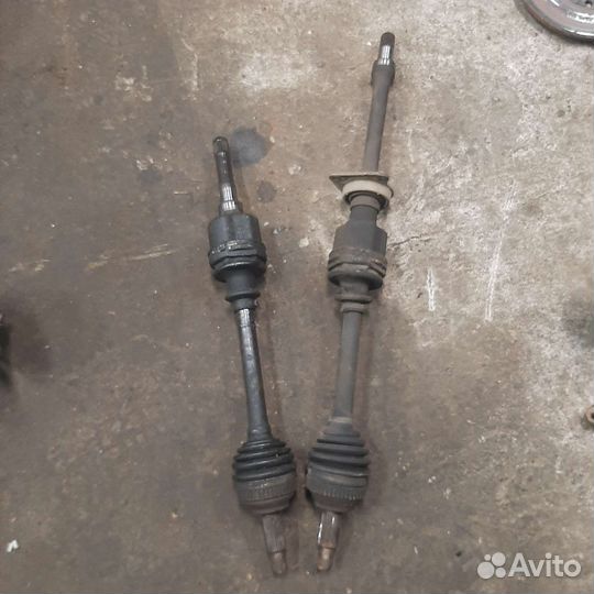 Привод Ford Mondeo 2 2.0 акпп,Форд Мондео 2