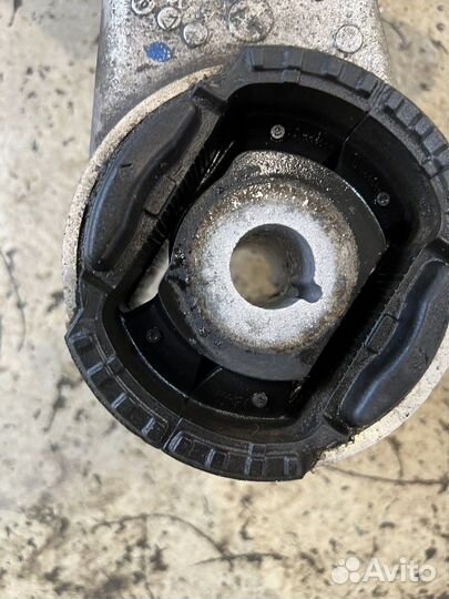 Задний подрамник BMW G30