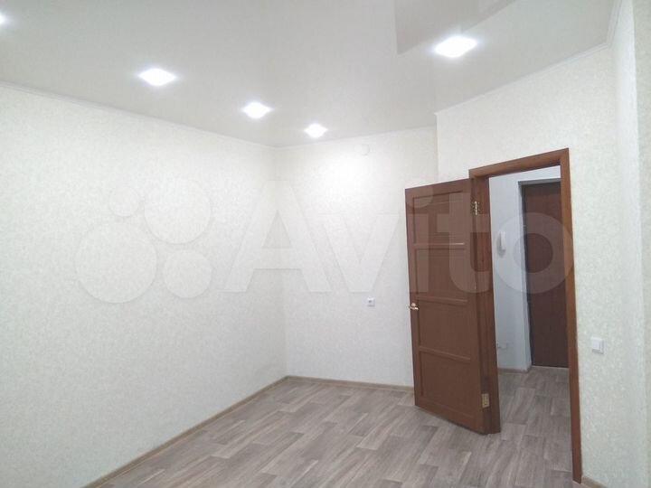 Офисные помещения 49 м², кабинеты по 17 и 19 м²