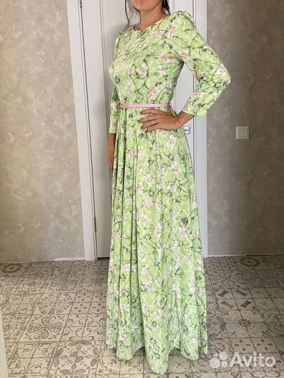 Нарядное платье