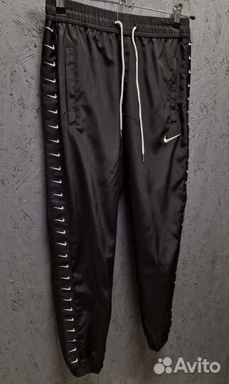 Спортивные штаны Nike