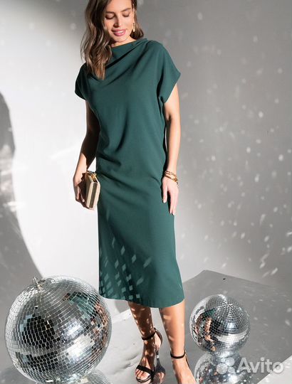 Платье с ремешком