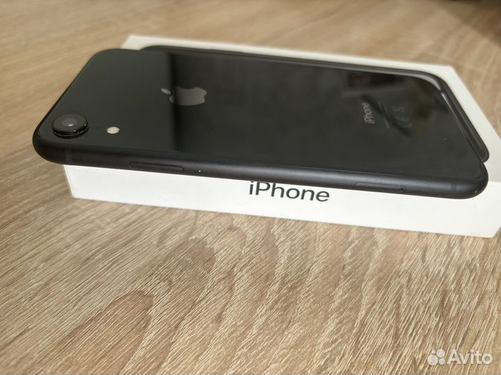 iPhone Xr, 128 ГБ