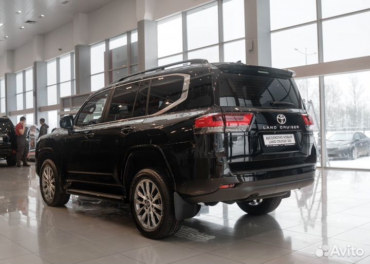 Toyota Land Cruiser 3.5 AT, 2022