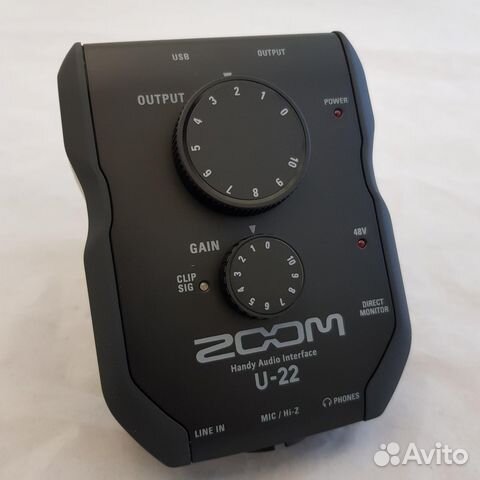 Zoom U-22 (ручной аудиоинтерфейс, звуковая карта)