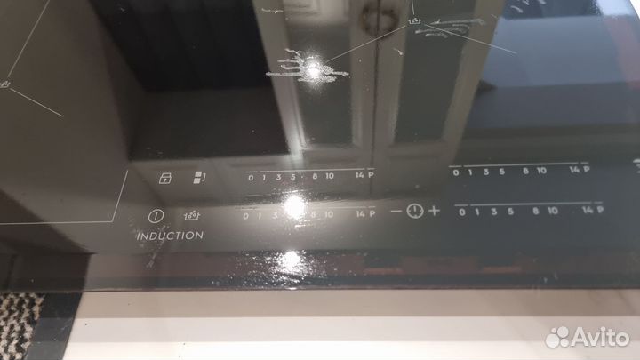 Варочная панель Electrolux ipes6452KF