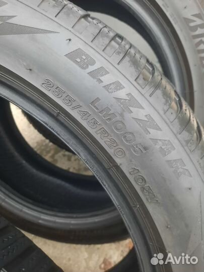 Bridgestone Blizzak LM-005 255/45 R20 105V