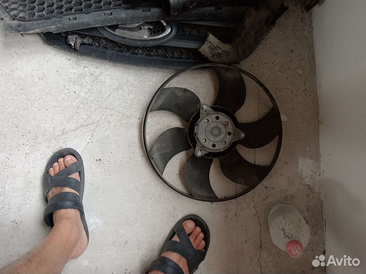 Запчасти на LADA largus