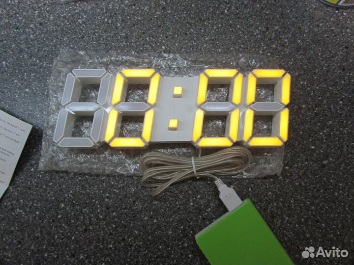 Светодиодные часы 3D