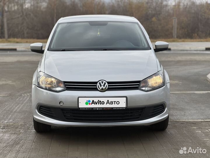 Volkswagen Polo 1.6 AT, 2013, 141 380 км