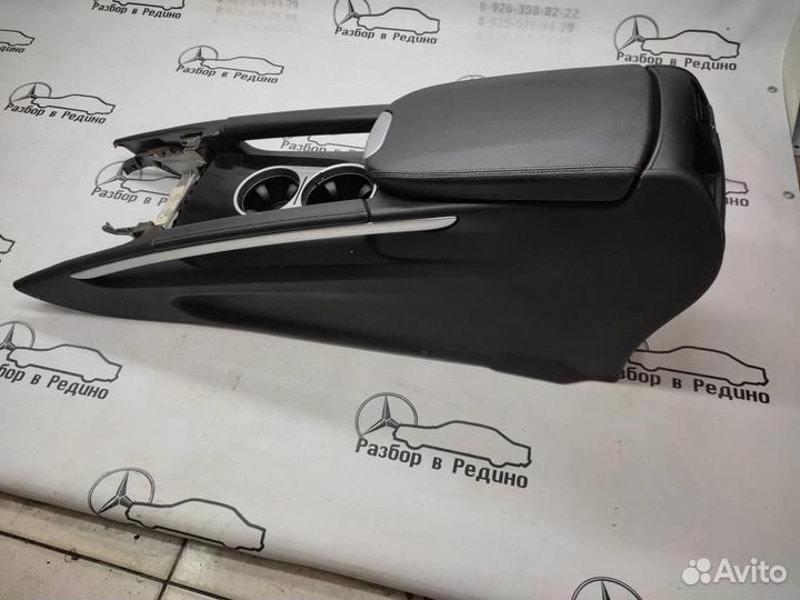 Подлокотник w164 ML-class 642.940 2008