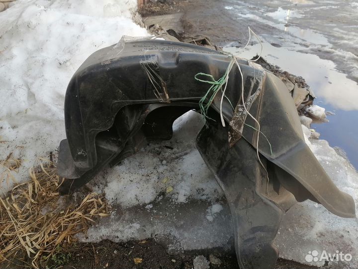 Локера шевроле нива