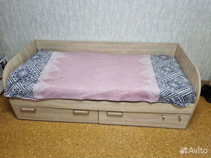 Продам детские матрасы б/у