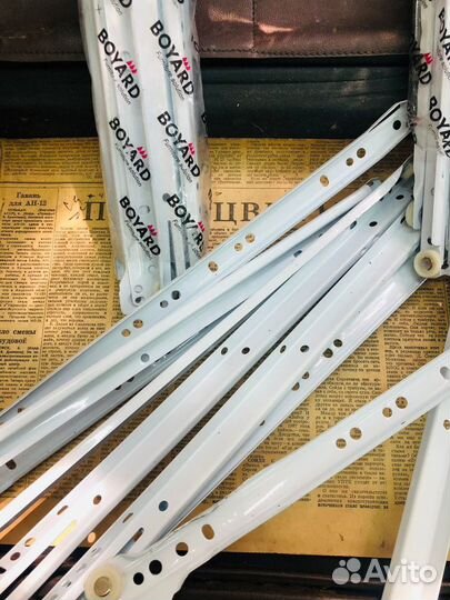 Мебельные доводчики