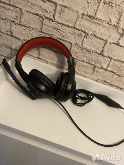 Игровые наушники