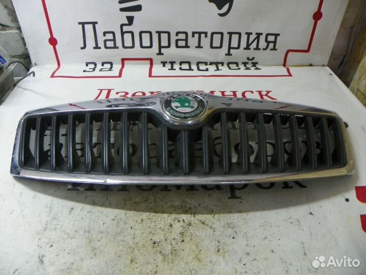 Решетка радиатора Skoda Octavia