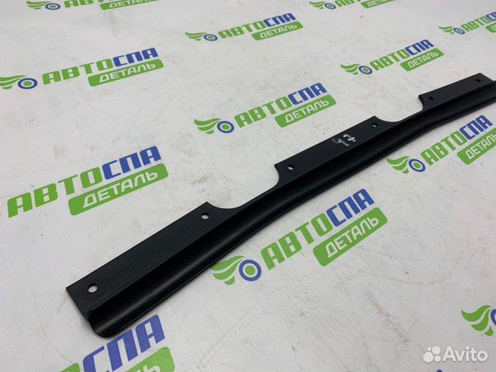 Уплотнитель крышки багажника Mazda Cx-30 кроссовер