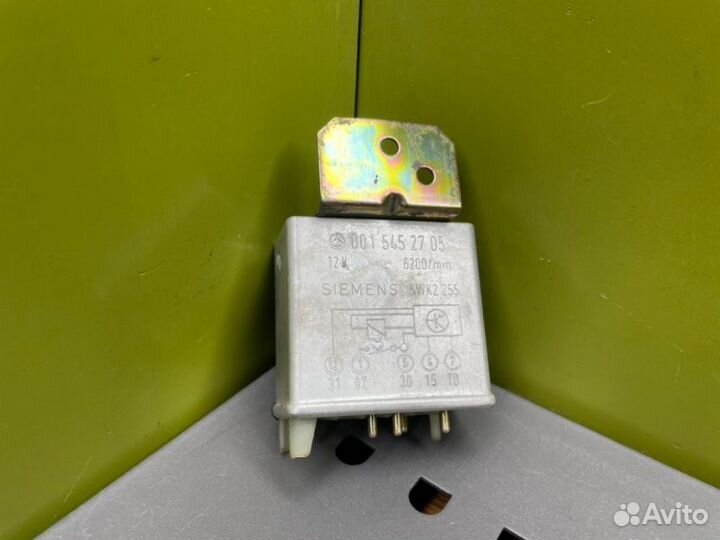 Реле рхх Mercedes W123 M102 2.3 1984