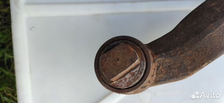 Audi 100 разборные рычаги