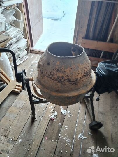 Бетоносмеситель бу