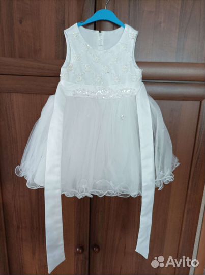 Платье нарядное для девочки