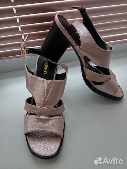 Босоножки женские 40 размер бу